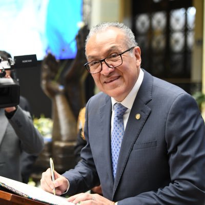 Pastor | Presidente del Consejo Apostólico de Guatemala | ExComisionado Presidencial por la Libertad Religiosa | Los retuits son opinión exclusiva de su autor.