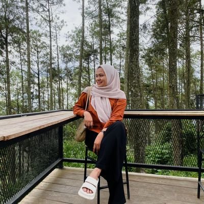 gusnety's profile picture. 2 : 216