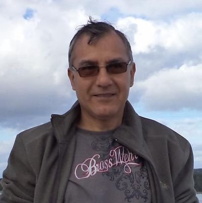 esalgadot's profile picture. Chileno del sur, felizmente casado y padre de dos jóvencitas