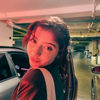 gabygaleano_00's profile picture. su alma baila tangos con la soledad🍃
 Feminista 💜
⚖️