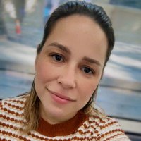 Suzana (@suzi_queiroz) 's Twitter Profile