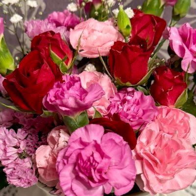 merun123's profile picture. 治める 高める 栄えるって大事。私を選んで守ってくれる人と我が子2人🥰晴れた日の青空🌞小雨の後の虹が見える🥰自分の名前の数字を見るとラッキー🥰映画、原田知世さんの歌オーガスタキャンプ好き。気分が上がりロマンチックな歌詞を歌う、絵画鑑賞も楽しいドライブ大好き🥰 イギリスに旅行に行きたい。 ディズニーリゾート🥰