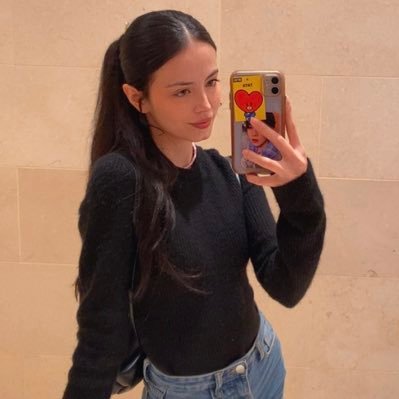 El mundo es de nosotros los rotos. IG: nataly_1307