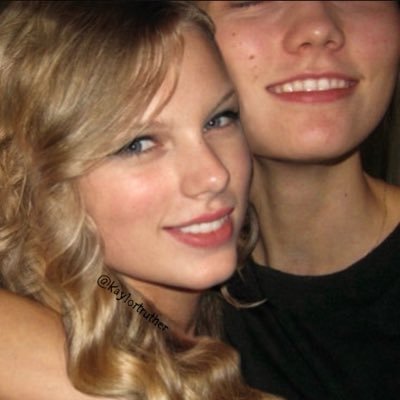 karlie would you want to? | autistic | gaylor, lsk, comingoutlor