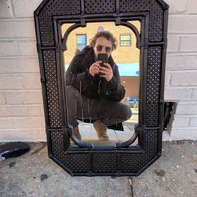 Cusp-millenial working on silly things @ Rutgers-Camden

Story: https://t.co/ueym8IVCa5
Poem: https://t.co/m8TkvJsw7P 

he/him/his