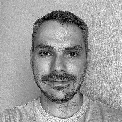 codemastering's profile picture. 