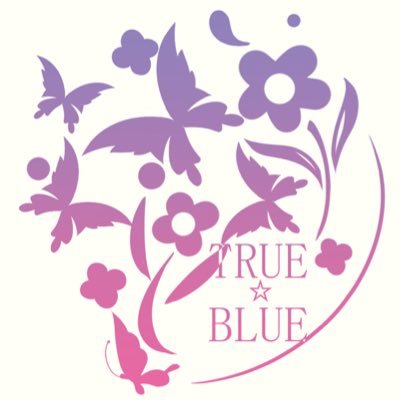 サークルTRUE☆BLUEでは原神イメージアクセサリーや中華ぬいぐるみ服などを不器用ながら趣味で作っているマイペースなサークルです。広報担当渚が対応しております。