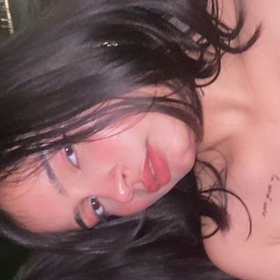 shatz_06's profile picture. 🦋 Capturing my educational odyssey ✨
Finding inspiration in every page turned 🍀