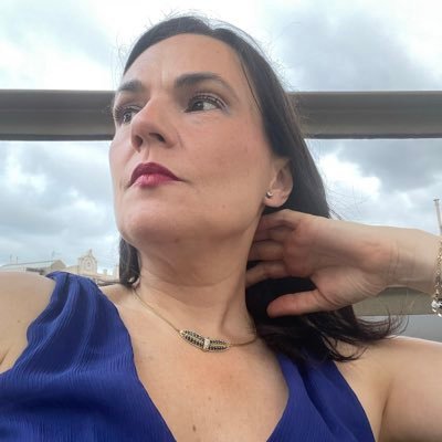 Socia MAIO Legal https://t.co/QPWSKWSDHo // De Mallorca, en mi corazón Granada, adoptada en Madrid. #Agradecida siempre.