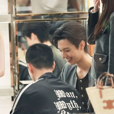 YENNING__YN's profile picture. Fan website  about  Taiwanese actor👀

🦊曾敬驊/Tseng Jing Hua /증경화 
🐰彭千祐/Peng Cian-You/팽천우

亂拍補圖，照片區，非站子，看心情更圖