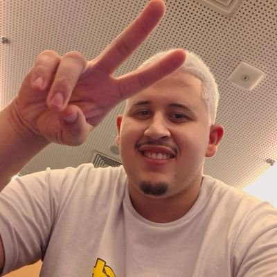 FelipeMigu20490's profile picture. Nicollas & Liz 💞

Filho Do Altíssimo 🏳🙌

Fluminense eterno amor ❤️🇮🇹🇮🇹