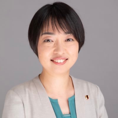 ayano_fujisawa's profile picture. 2023年5月〜藤沢市議会議員(日本共産党・1期目)「小学校のような全員制の温かい中学校給食を藤沢にも！」子ども自身が安心して育っていける、誰もが安心して暮らせる藤沢市を皆さんと一緒に作っていきたいです。 夫と子ども(中2・小1)の4人家族、旧姓・新妻
