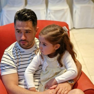 Sevilista ,de Los Gitanos .
Papá de Jimena y Manuela 💜