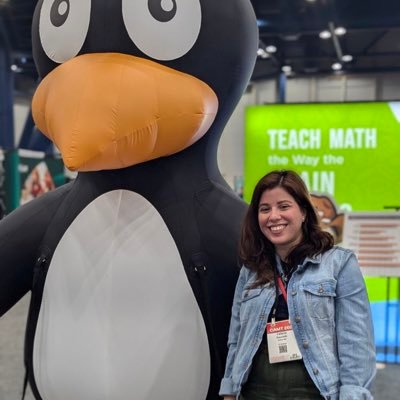 h_vale12's profile picture. Ms. H. Saucedo