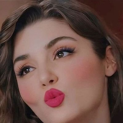 trend_emy's profile picture. قد تنظر لما أنظر ولكنك لا ترى ما أرى.