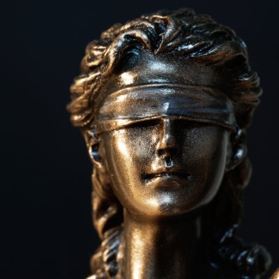 JusticiaLabor's profile picture. Denunciando las vulneraciones de derechos humanos y laborales, por una vida digna.