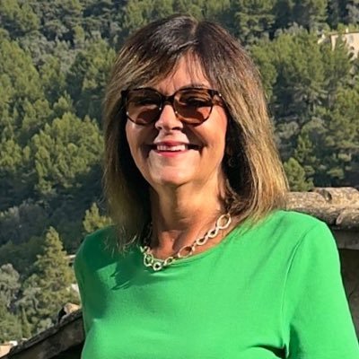 karen_ontheweb's profile picture. not a classic karen 😂 No DM’s unless invited