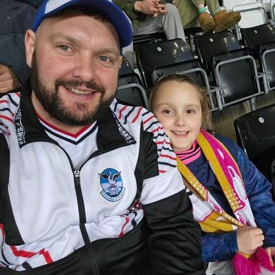 swansea through and through, proud dad to 2 special daughters
2 wheels are better than 4 🏍