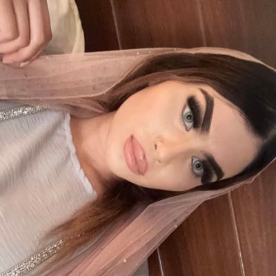 Alizehhhh1's profile picture. Secondary English Teacher 👩🏻‍🏫🕊#EduTwitter #TeamEnglish #DiverseEd #InclusivePractice #DecoloniseTheCurriculum @CardiffUni @Warwickuni @EducationGovUk