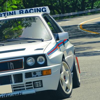 Amor por la gasolina, disfruto cada céntimo pagado. Feliz dueño de un Cupra León Mk4. Simpdrifter Moza R3. Forza, AC, CarxStreet.