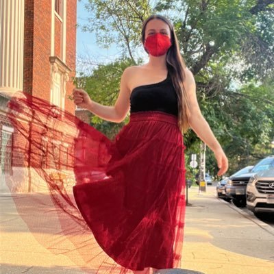 I've made miracles in the shadows but now that I'm out in the sun, I'll never stop growing, wherever I'm going, hope I'm not the only one 👩🏻💻🇵🇸😷📢📚