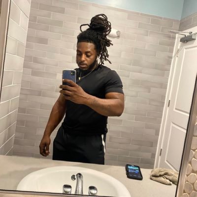 Zayywayyyy's profile picture. Not One Of Them | CLT 📍Black Lumberjack 🪵