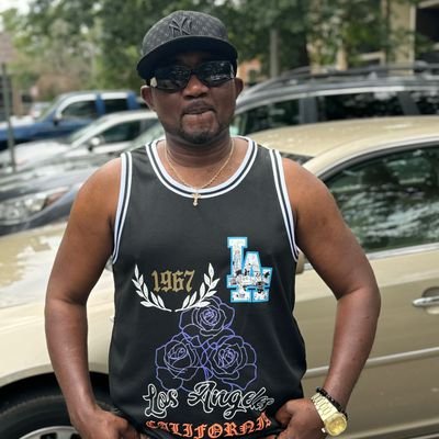 VJay90470163065's profile picture. 