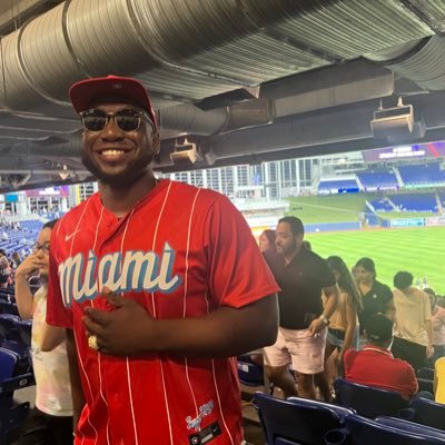 EfreshThaGreat's profile picture. “One day your life will flash before your eyes, make it worth watching” 💯