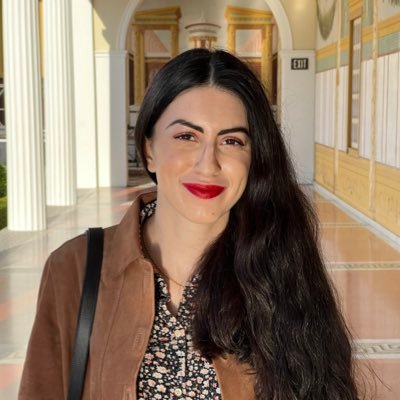 valeriepolad's profile picture. she/her | @unc #quantpsych PhD student | @ucla alumna