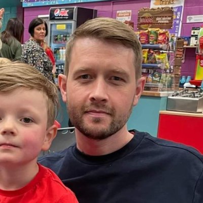 #Hex $Hex $PLS Lancastrian with a firsthand view of the joys of multiculturalism ☠️ Tommy Robinson supporter ✌️ Singer/Guitar player 🎸 One of THAT LOT.