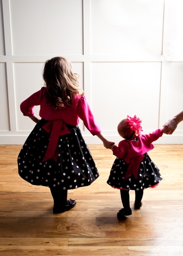 Denise and Kristin are a mother-in-law/daughter-in-law team who love to create custom clothing for Kristin's 2 beautiful daughters Brooklyn & Josie.