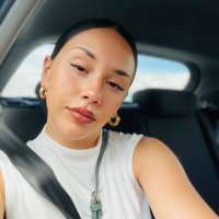 violeta (@violetadomingz_) 's Twitter Profile