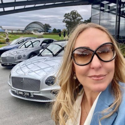 Sandra car limited delivery 🚚 worldwide 🌍 make your order my wonderful customers ❤️