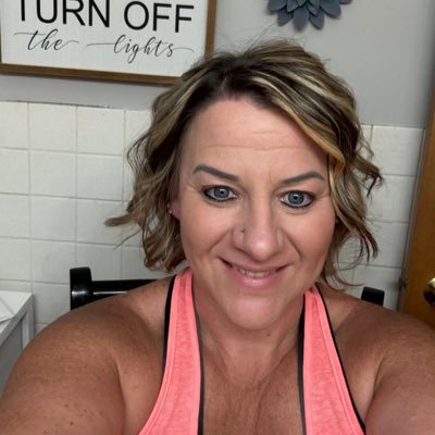 SaraTuc68704131's profile picture. 