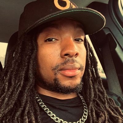 Aspiring Tattoo Artist. 50% Cowboys rhetoric 50% foolishness.