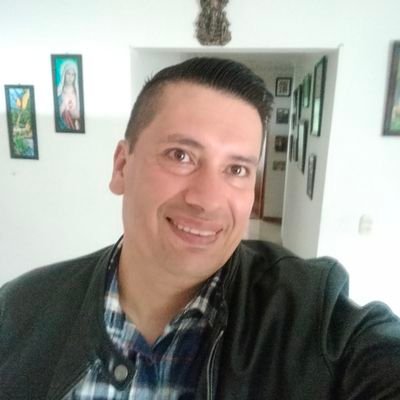 Buen dia para ti, recuerda que la gente con envidia espera el momento para que no seas feliz.