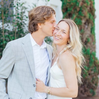 BaileyDonoughue's profile picture. saint louis university // htx @EvanBirsinger 🤍