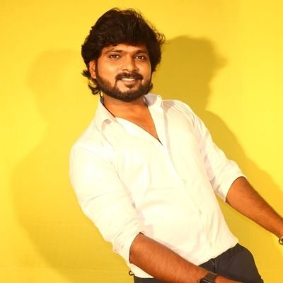 vj_karthyajun's profile picture. Emcee | Vj | Presenter | Actor                                 எதிர்நீச்சல் அடி வென்று ஏத்து கொடி 🏊‍♀️🏆