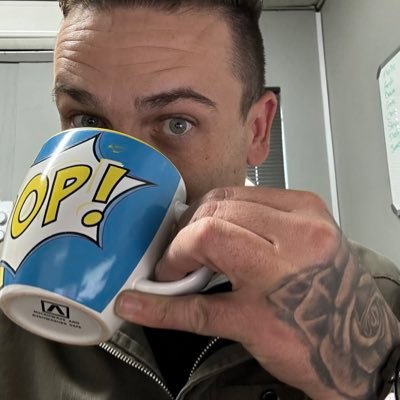 RvdP13's profile picture. Vodka loving insomniac