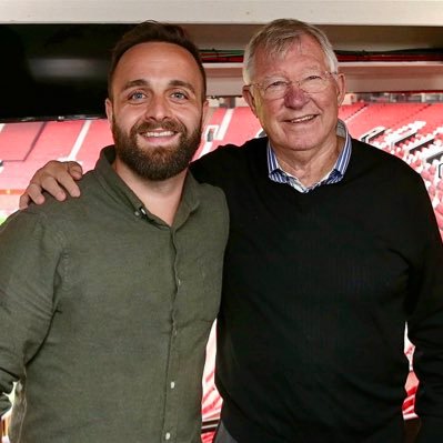 Executive Producer at @TheSportSocial 🎧🎙️⚽️ Launcher of official podcasts @ManUtd, @AVFCOfficial, @StokeCity