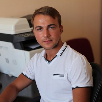 afanasiiglazin's profile picture. Сисадмин. Ответственность за servers, storages, SAN, virtualization (esxi, hyper-V), backup, management tools, могу работать «день и ночь», пообщаемся! cced6c