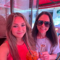 Amber Ward (@ambsward3) 's Twitter Profile