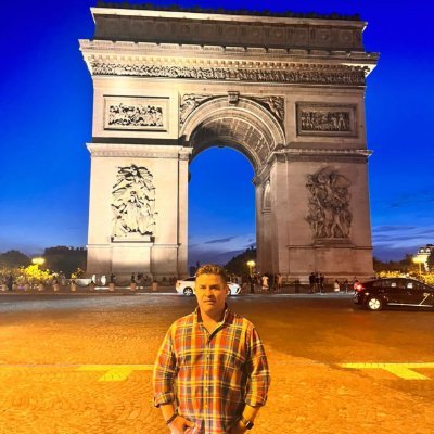 barrong72's profile picture. Cuando el Camino  parezca oscuro recuerda que tu eres la Luz