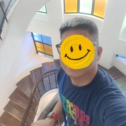 49 yo. 5 ft 5 in. PLHIV (2016). UD. With insecure attachment style striving to be secure.