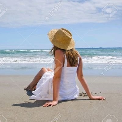 Mar_sol35's profile picture. Auténtica, clara y directa.  Gusto por el Ballet, música clásica y la buena lectura. 
🚫 ¡NO DM! 🚫