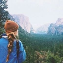 ToslythaACQDw8's profile picture. 