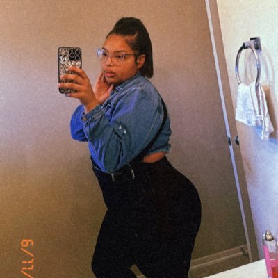 taytay2_3's profile picture. HTX||28yr.|||Mother of Two👧🏽👧🏽||