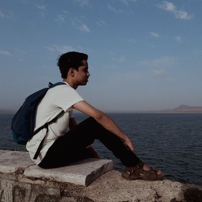 Harsh_J1504's profile picture. Random opinion that no one cares