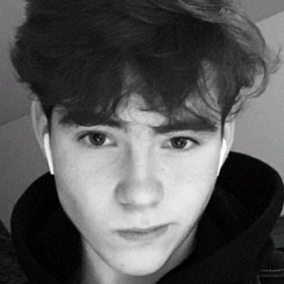lemurrien09's profile picture. 