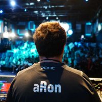 aRon (@efeavkar) 's Twitter Profile